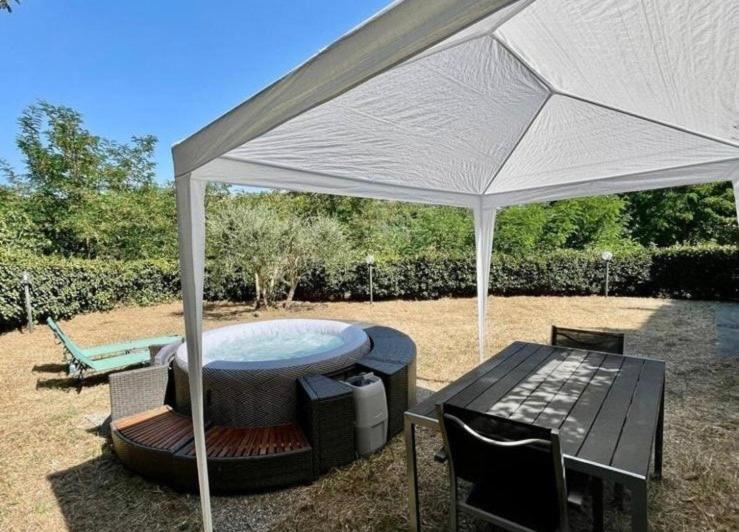 Rustico Jacuzzi & Wine Apartamento La Collina Exterior foto
